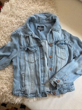 NWOT Angie sz Medium 100% lyocell denim jacket